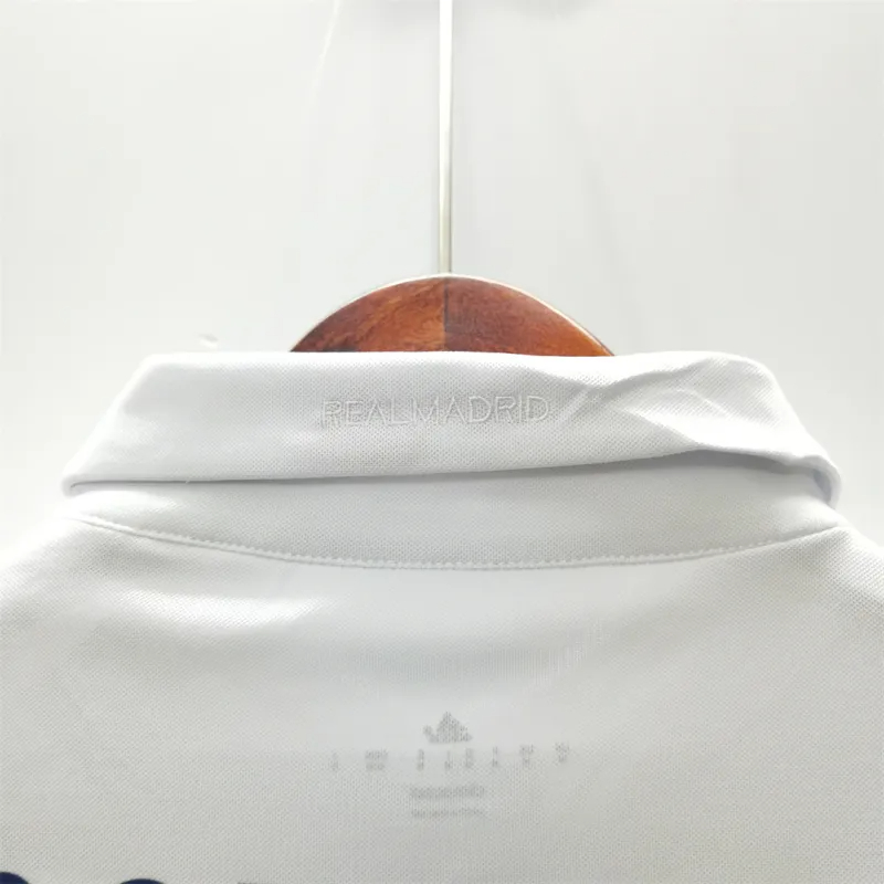 Real Madrid Retro Jersey Home Soccer Shirt 2016/17