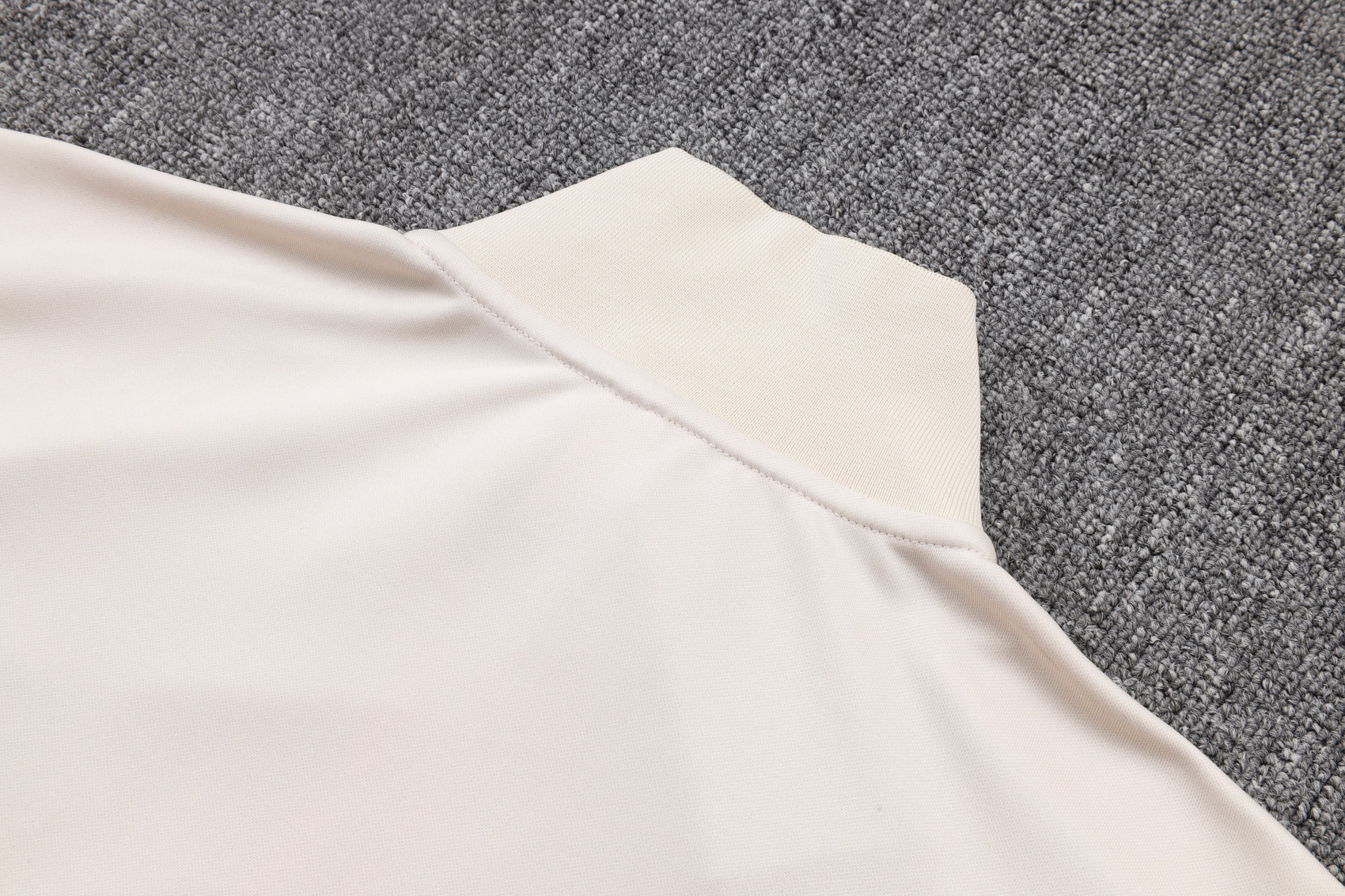 Barcelona Training Kit (Jacket+Pants) Beige 2025/26