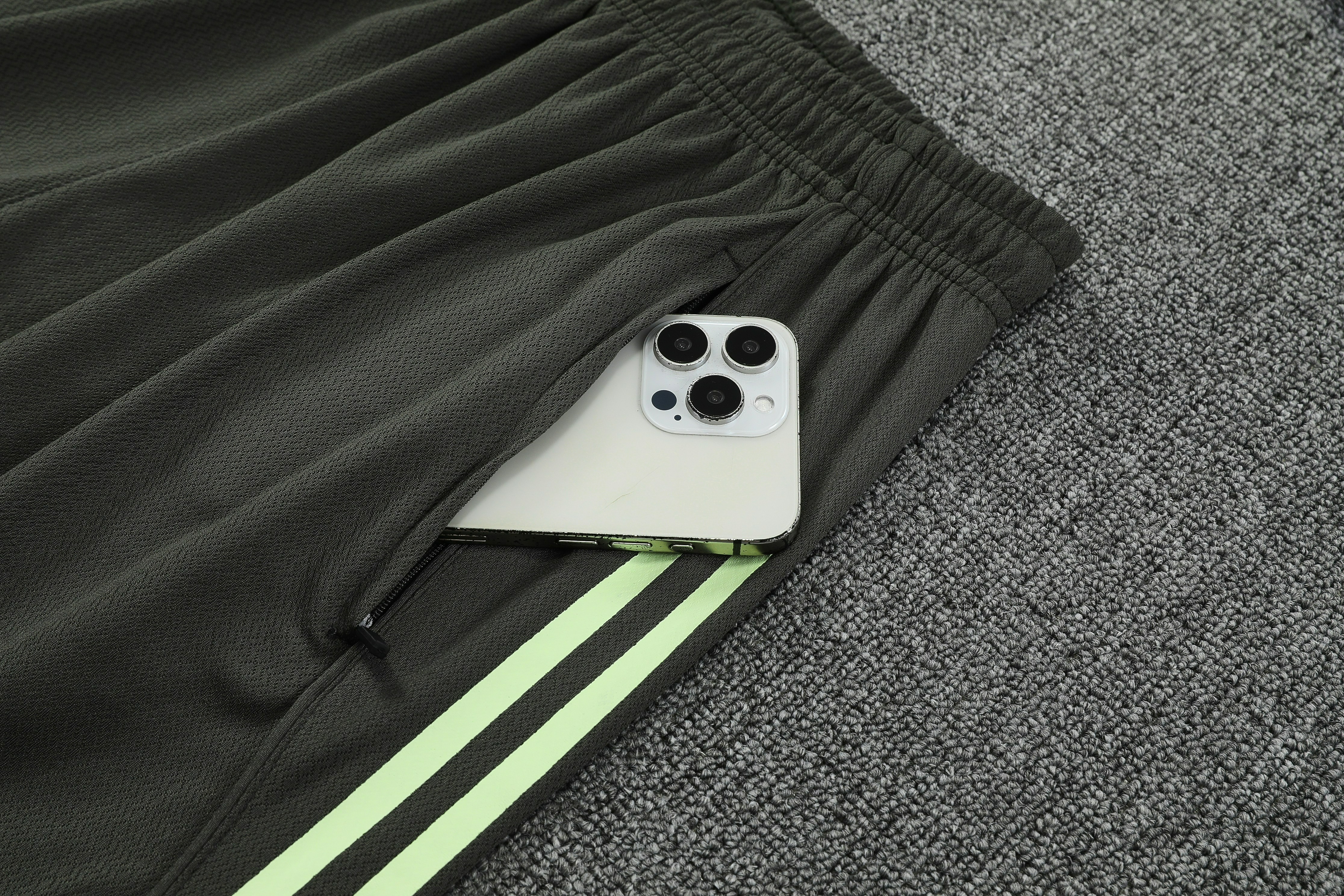 Real Madrid Sleeveless Training Kit 2025/26