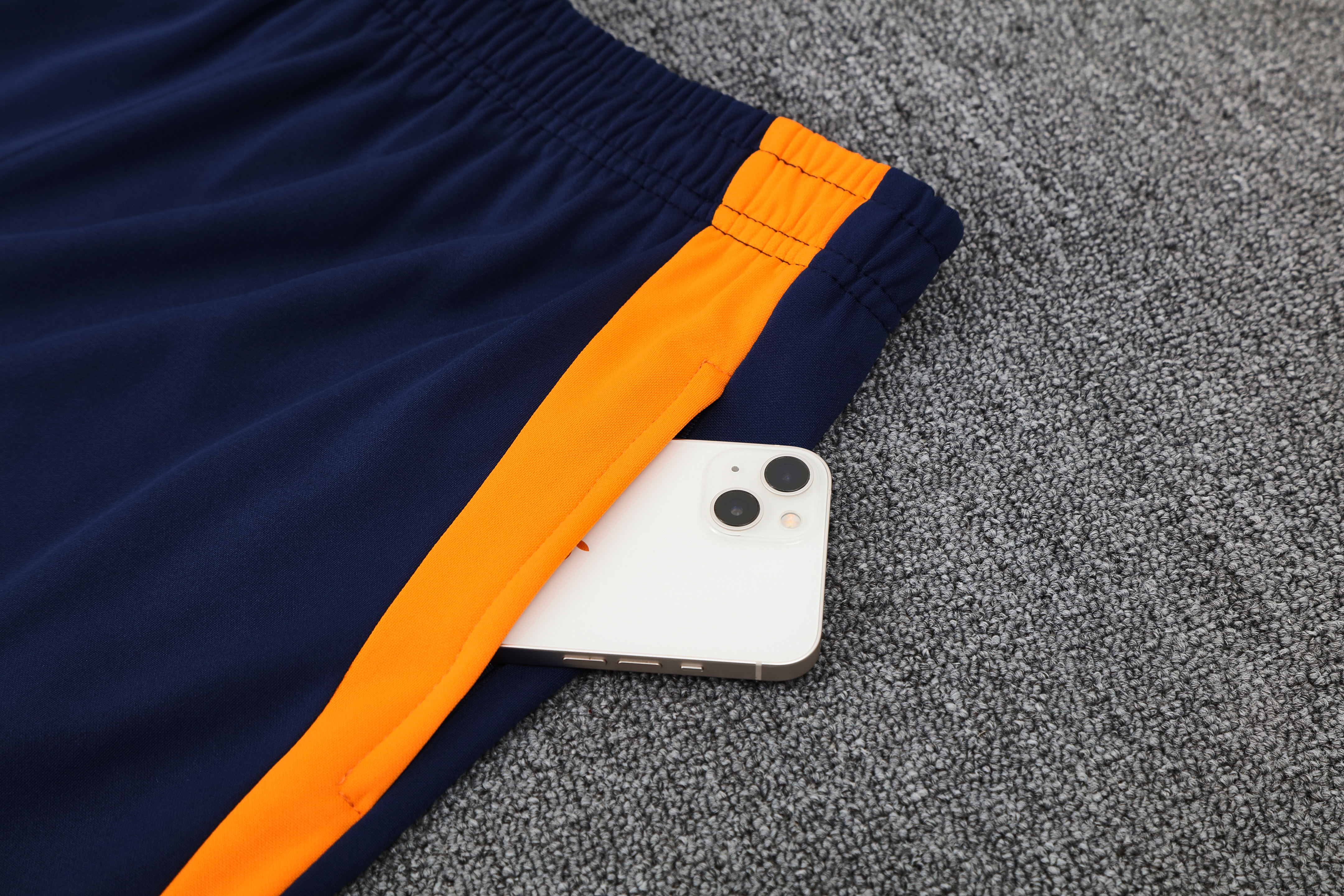 Real Madrid Training Kit (Polo+Pants) 2025/26