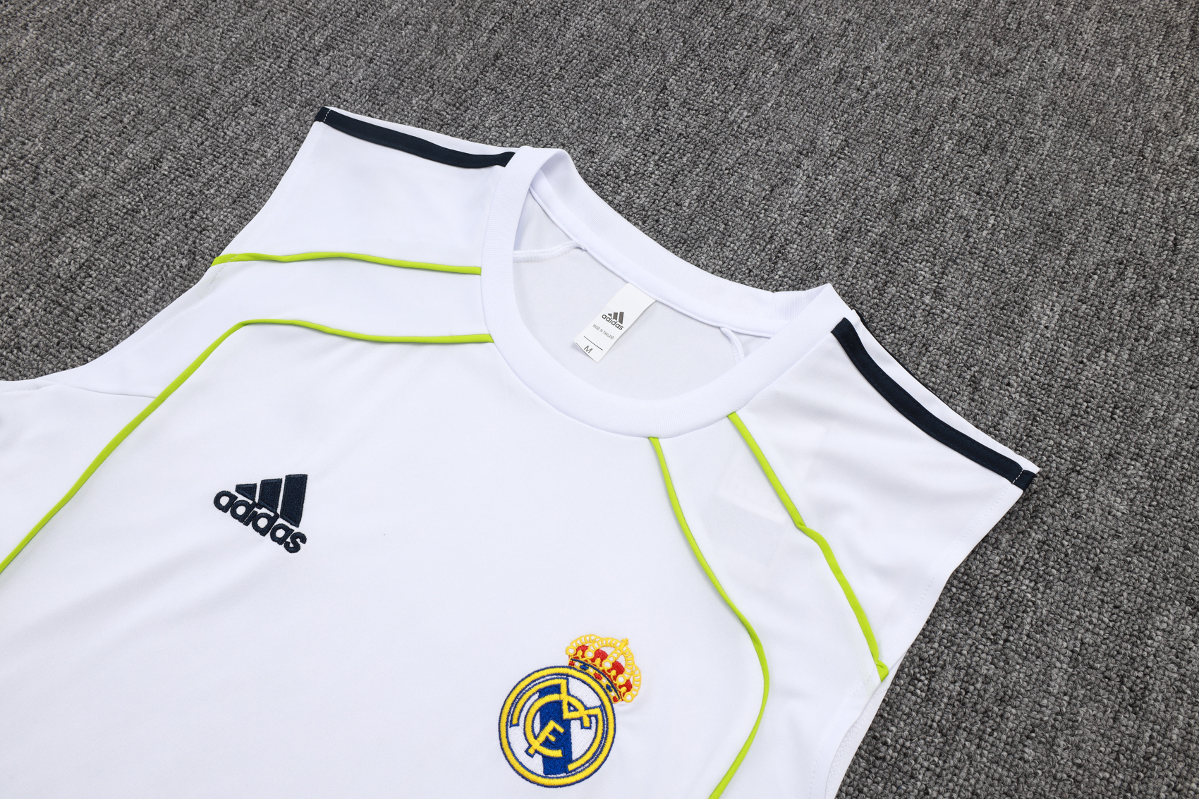 Real Madrid Sleeveless Training Kit White 2025/26