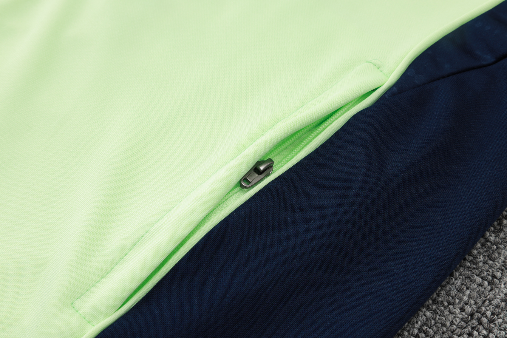 Real Madrid Training Kit (Jacket+Pants) Light Green 2025/26