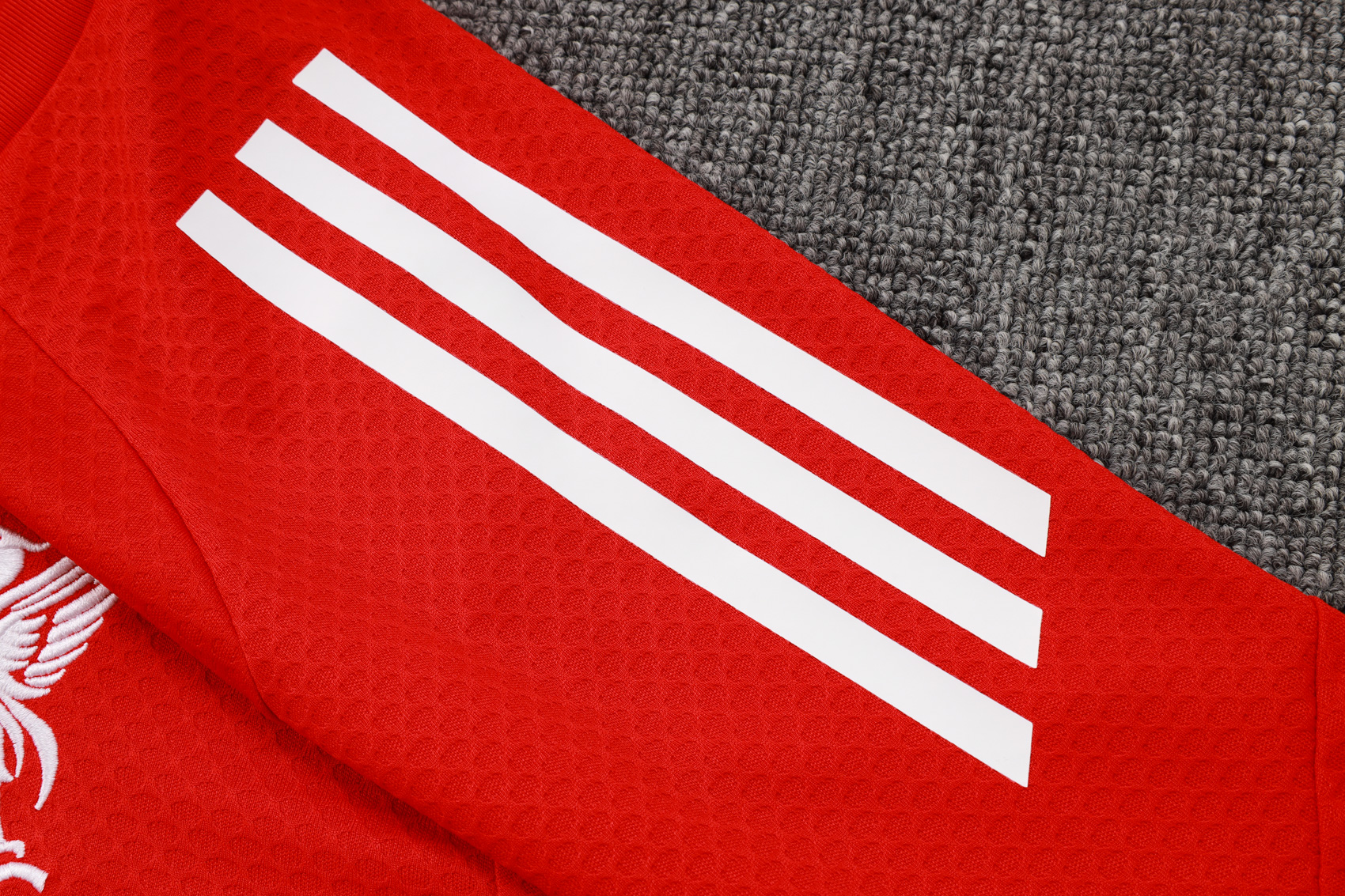 Liverpool Training Jersey Kit Red 2025/26