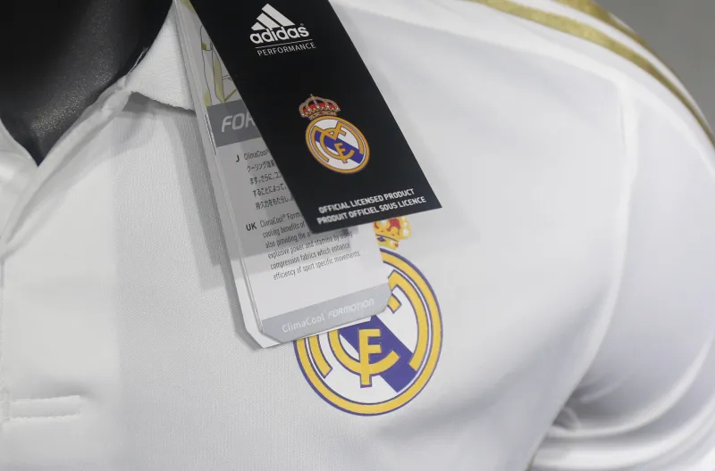 Real Madrid Authentic Retro Jersey Home Long Sleeve Soccer Shirt 2011/12