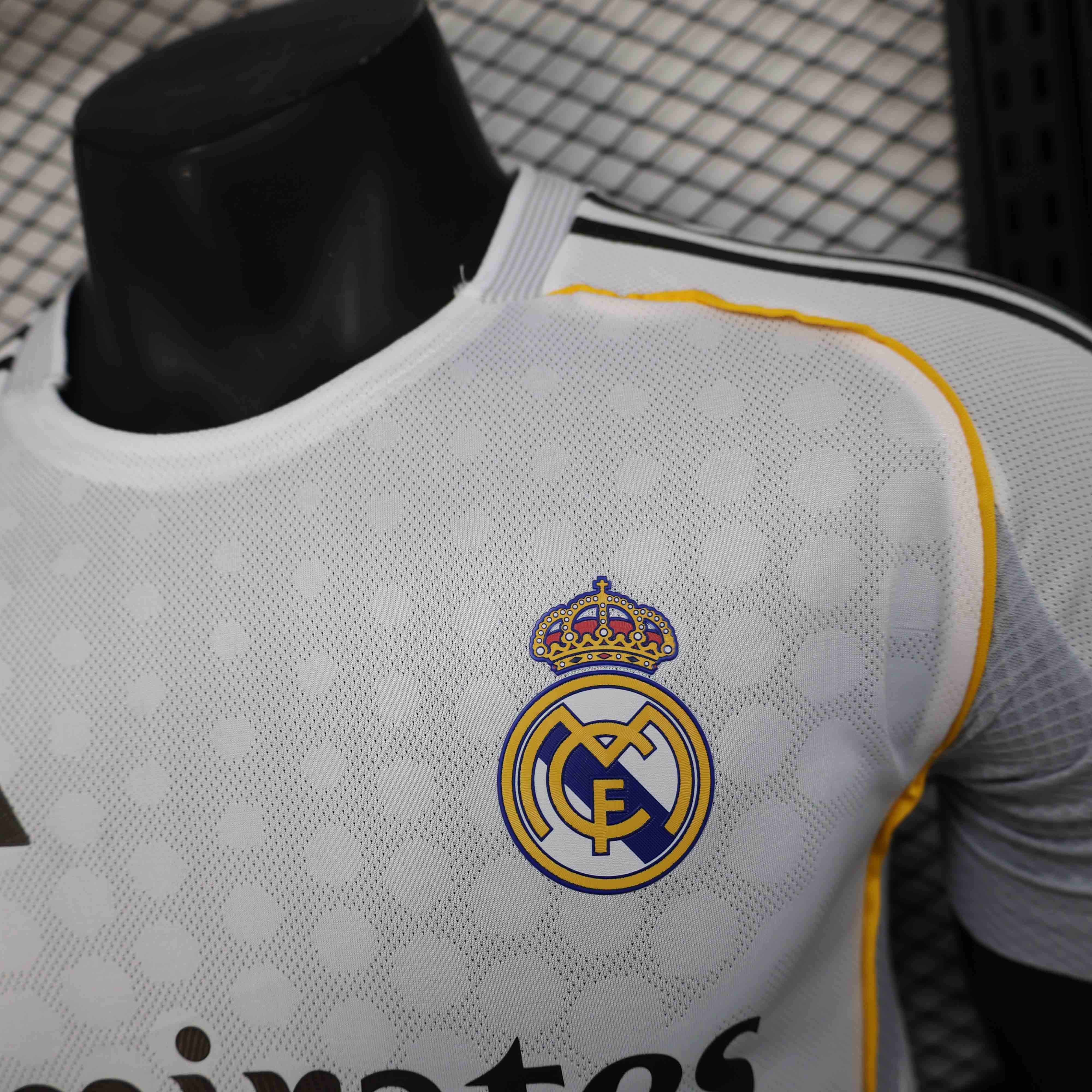 Real Madrid Authentic Soccer Jersey Home Shirt 2025/26