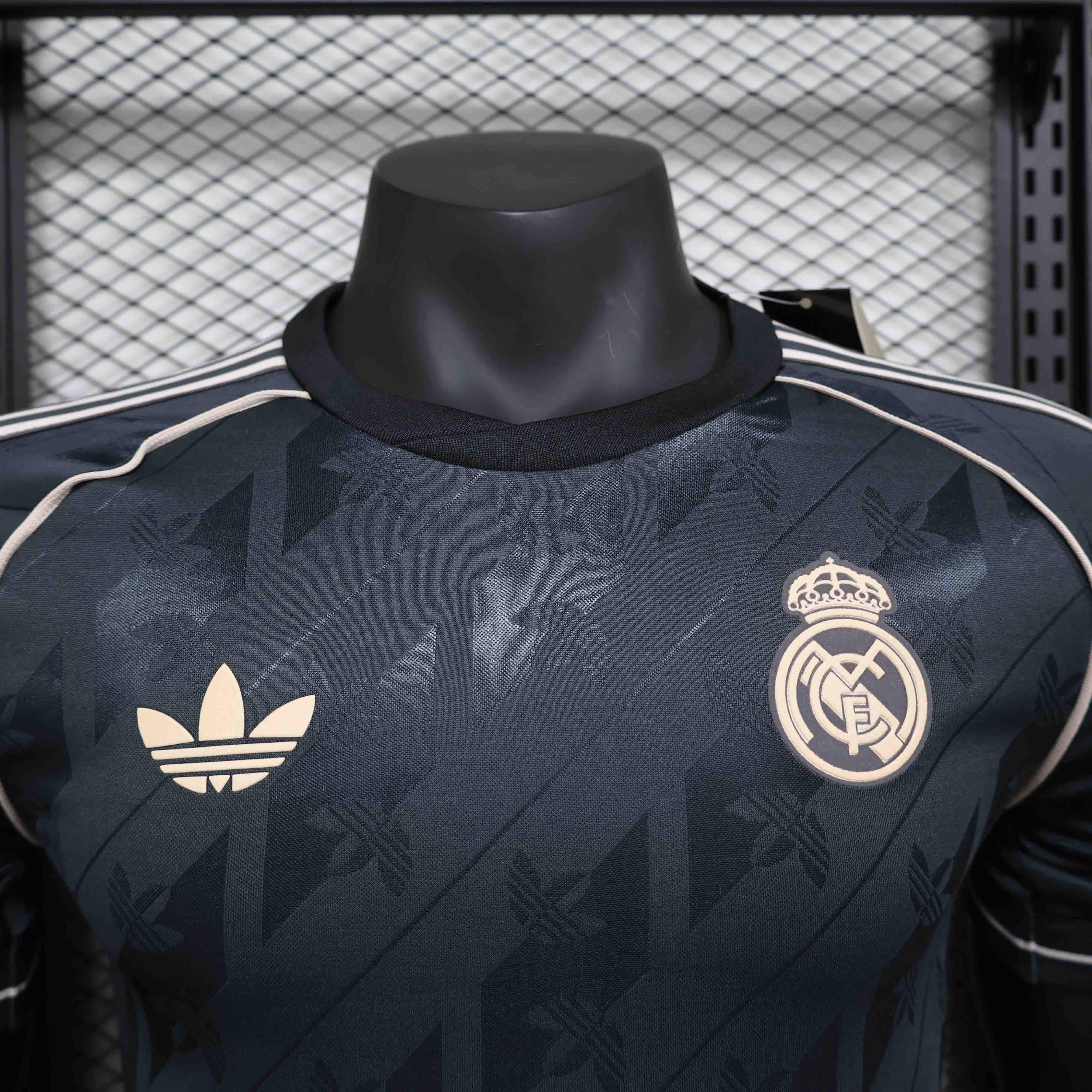 Real Madrid Authentic Soccer Jersey Retro Style Special Edition Shirt 2024/25