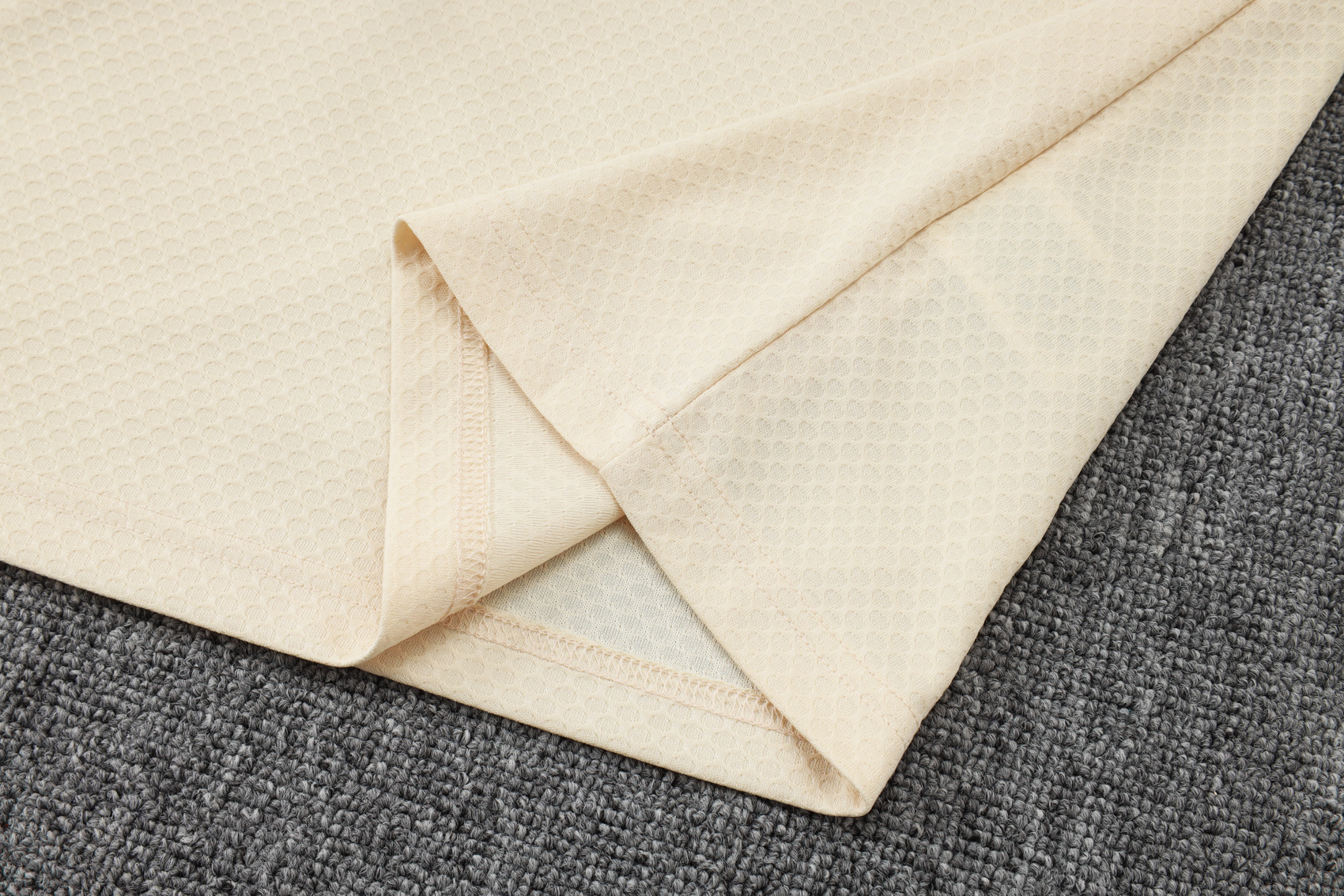 Real Madrid Training Kit (Polo+Pants) Apricot 2025/26