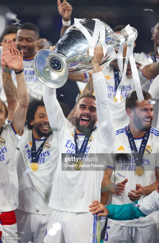 Real Madrid Authentic Retro Jersey Home Long Sleeve Soccer Shirt 2021/22