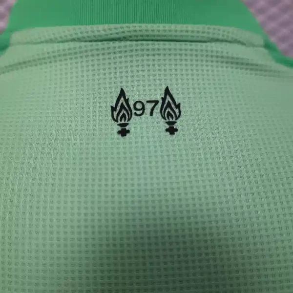 Liverpool Authentic Football Jersey Green Goalkeeper Shirt 2025/26