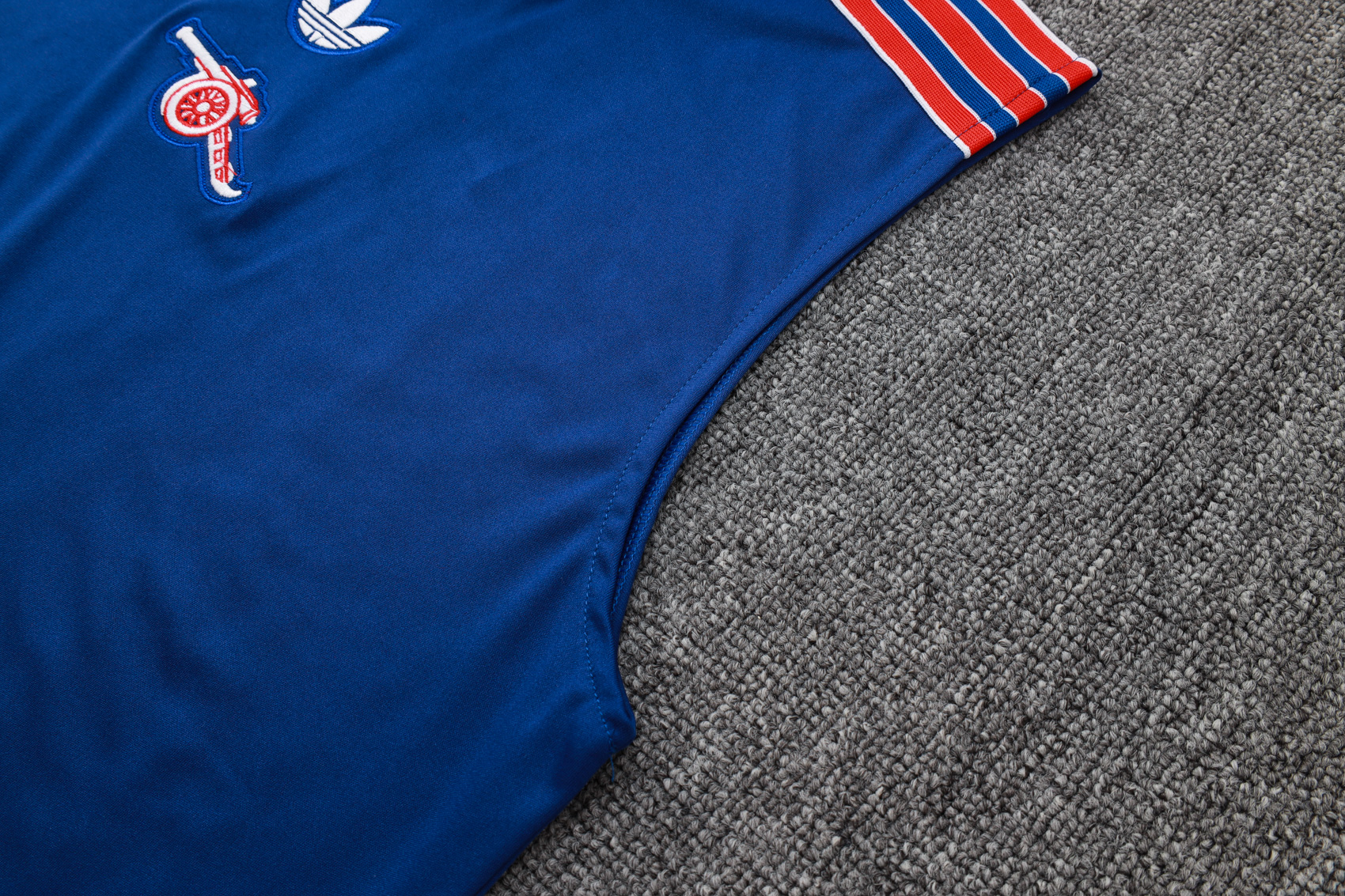 Arsenal Sleeveless Training Kit Blue 2025/26