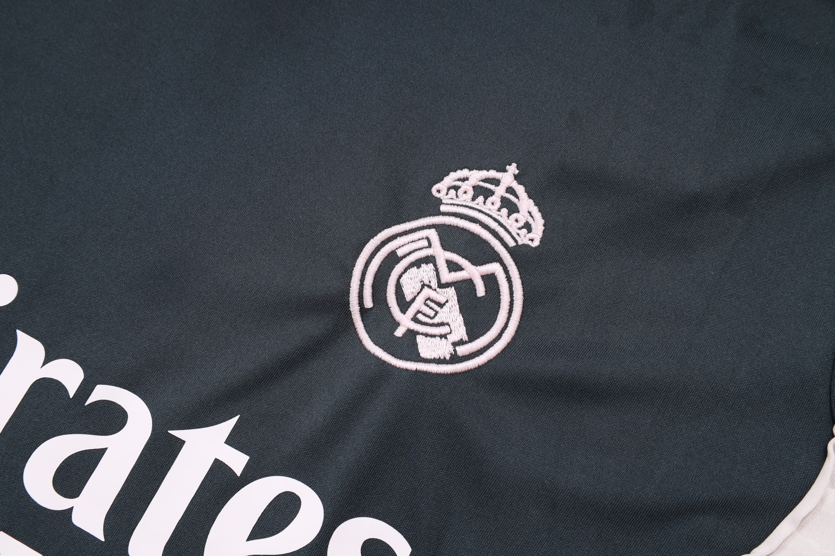 Real Madrid Sleeveless Training Kit Gray 2025/26