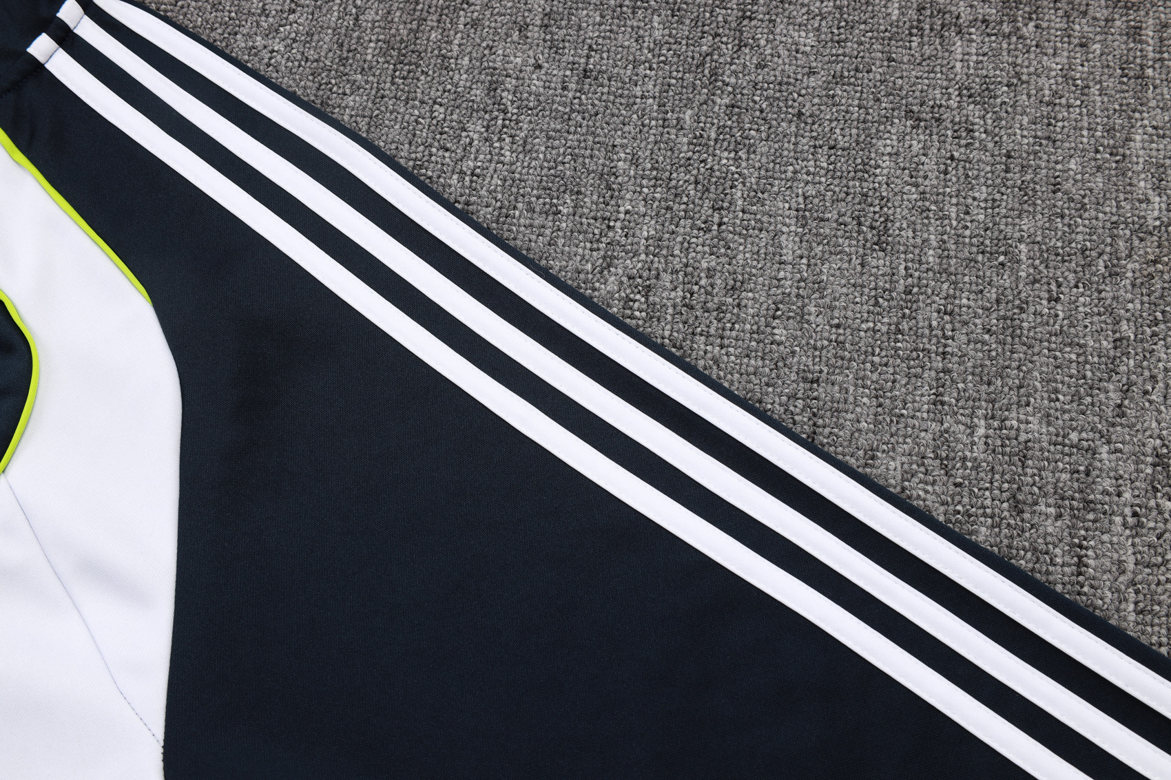 Real Madrid Training Kit (Jacket+Pants) Cyan 2025/26