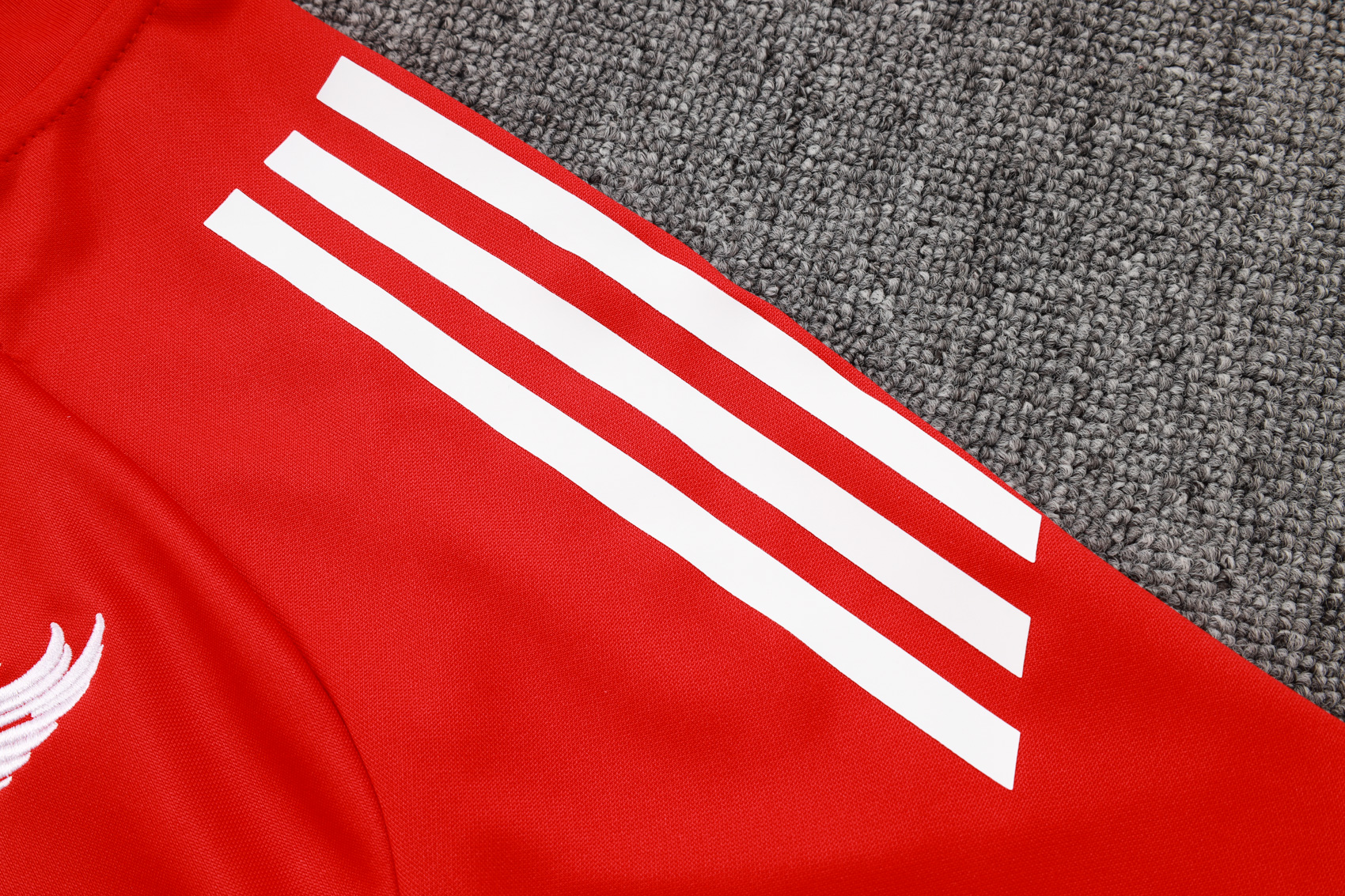 Liverpool Training Kit (Jacket+Pants) Red 2025/26