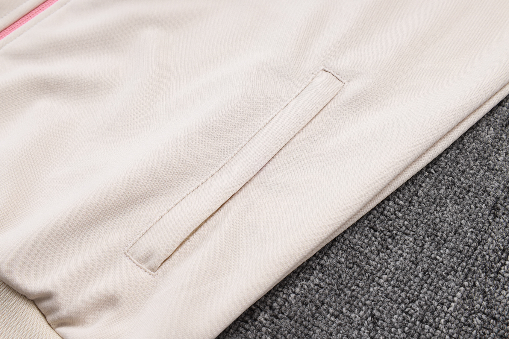 Barcelona Training Kit (Jacket+Pants) Beige 2025/26