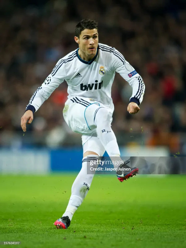 Real Madrid Authentic Retro Jersey Home Long Sleeve Soccer Shirt 2012/13