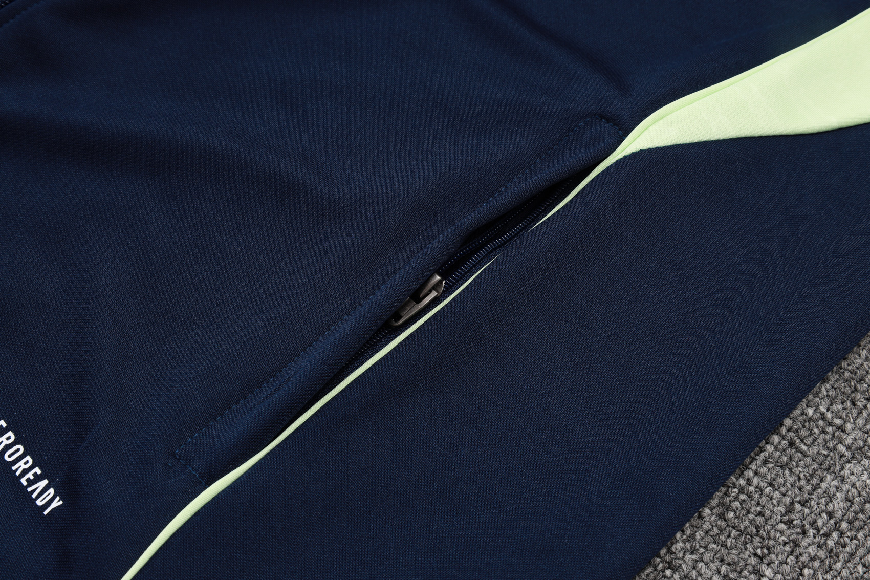 Real Madrid Training Kit (Jacket+Pants) Cyan 2025/26