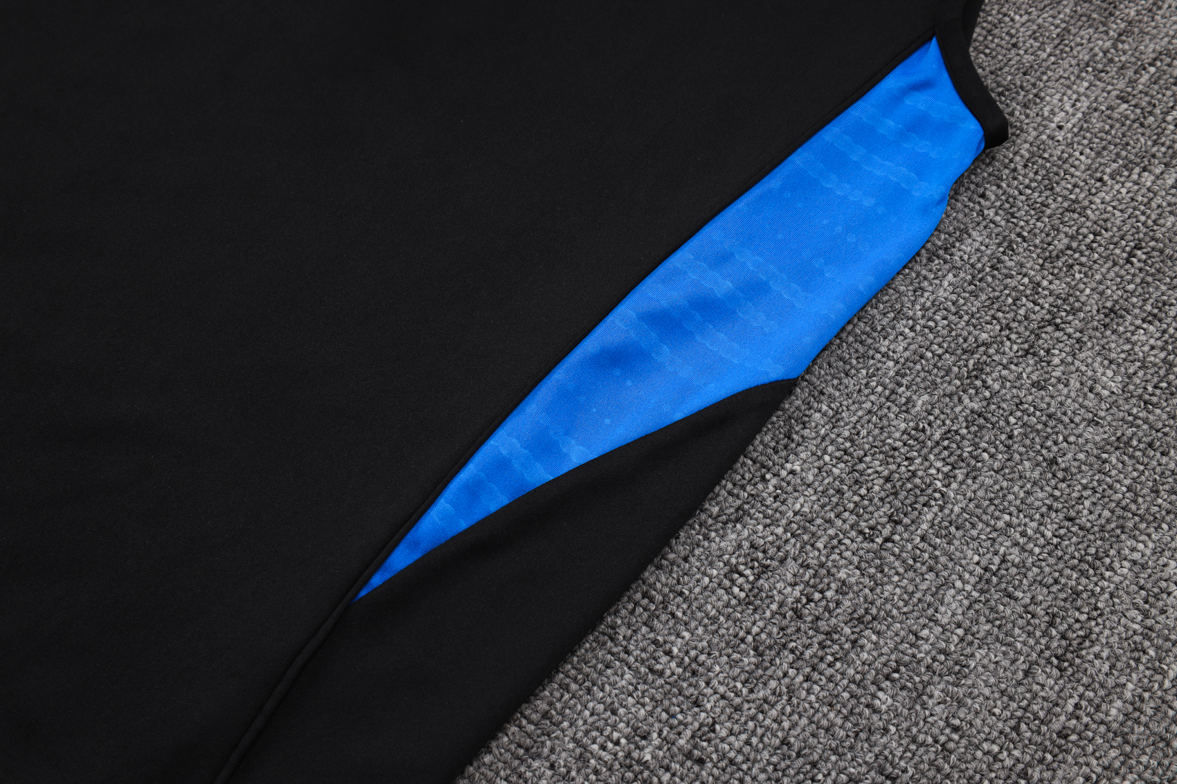 Manchester United Sleeveless Training Kit Black 2025/26