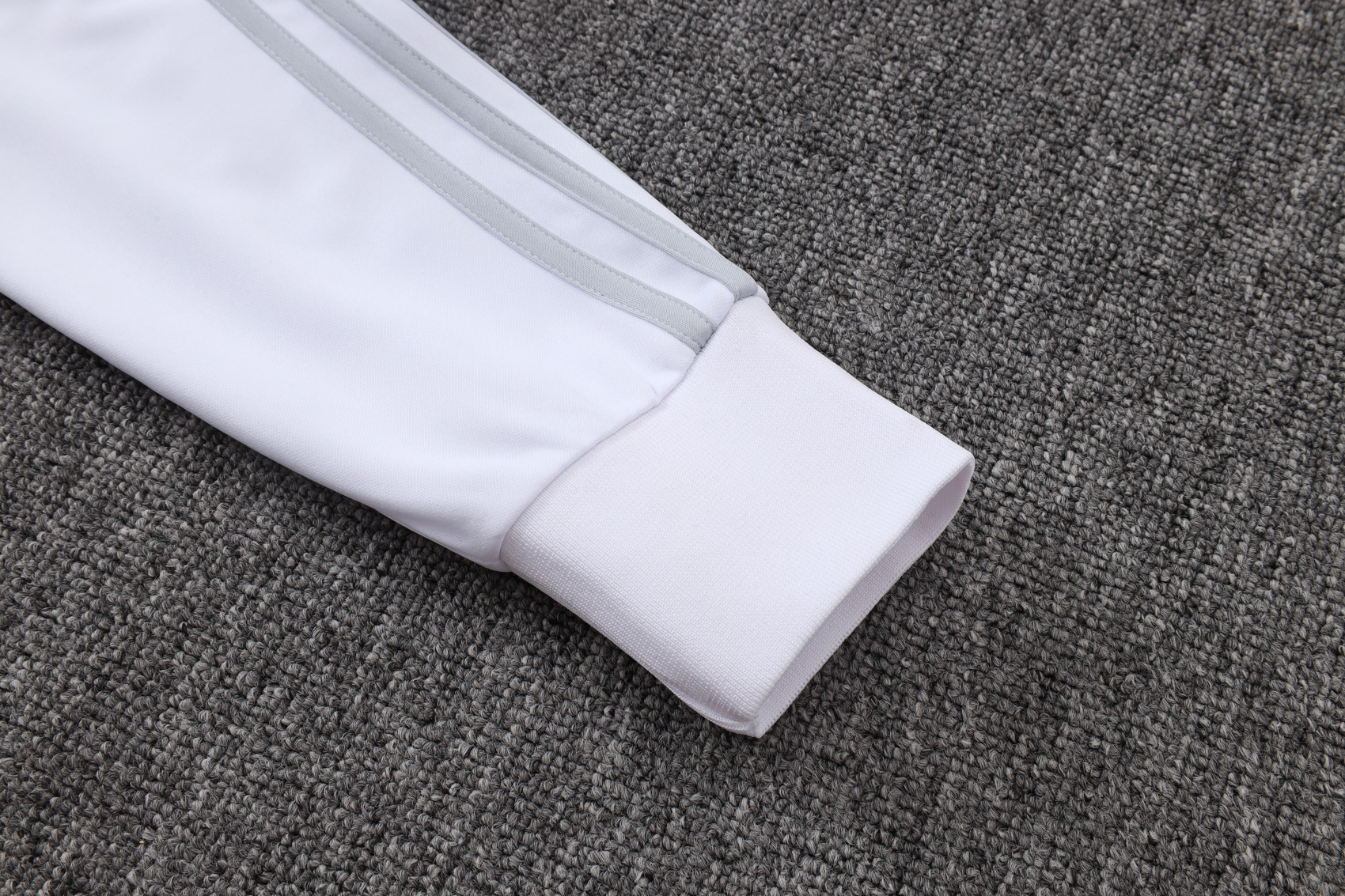 Real Madrid Training Kit (Jacket+Pants) White&Grey 2025/26