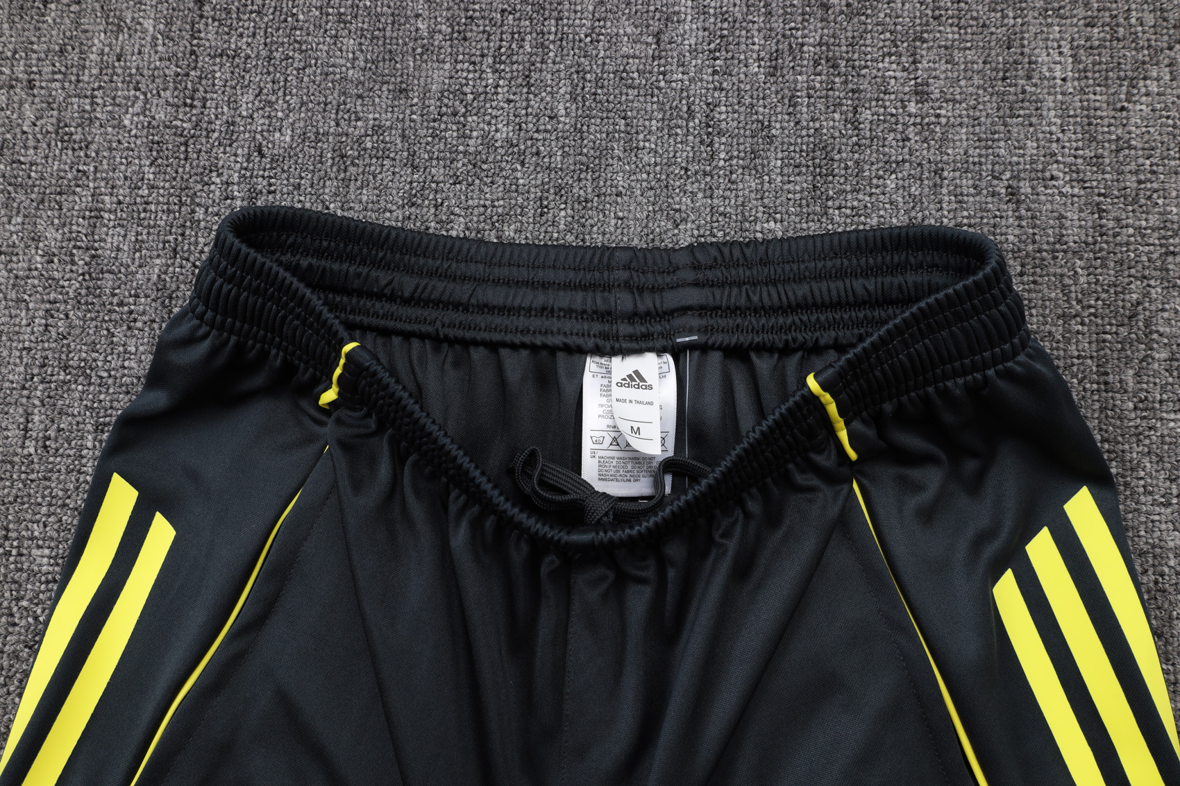 Real Madrid Sleeveless Training Kit Gray 2025/26