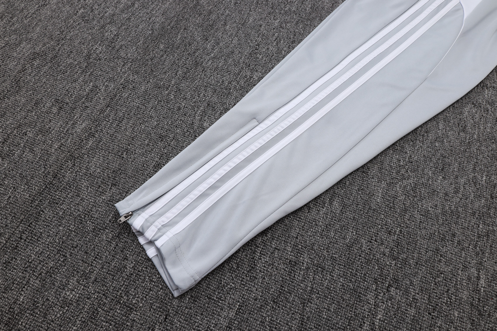 Real Madrid Training Kit (Sweatshirt+Pants) White 2025/26