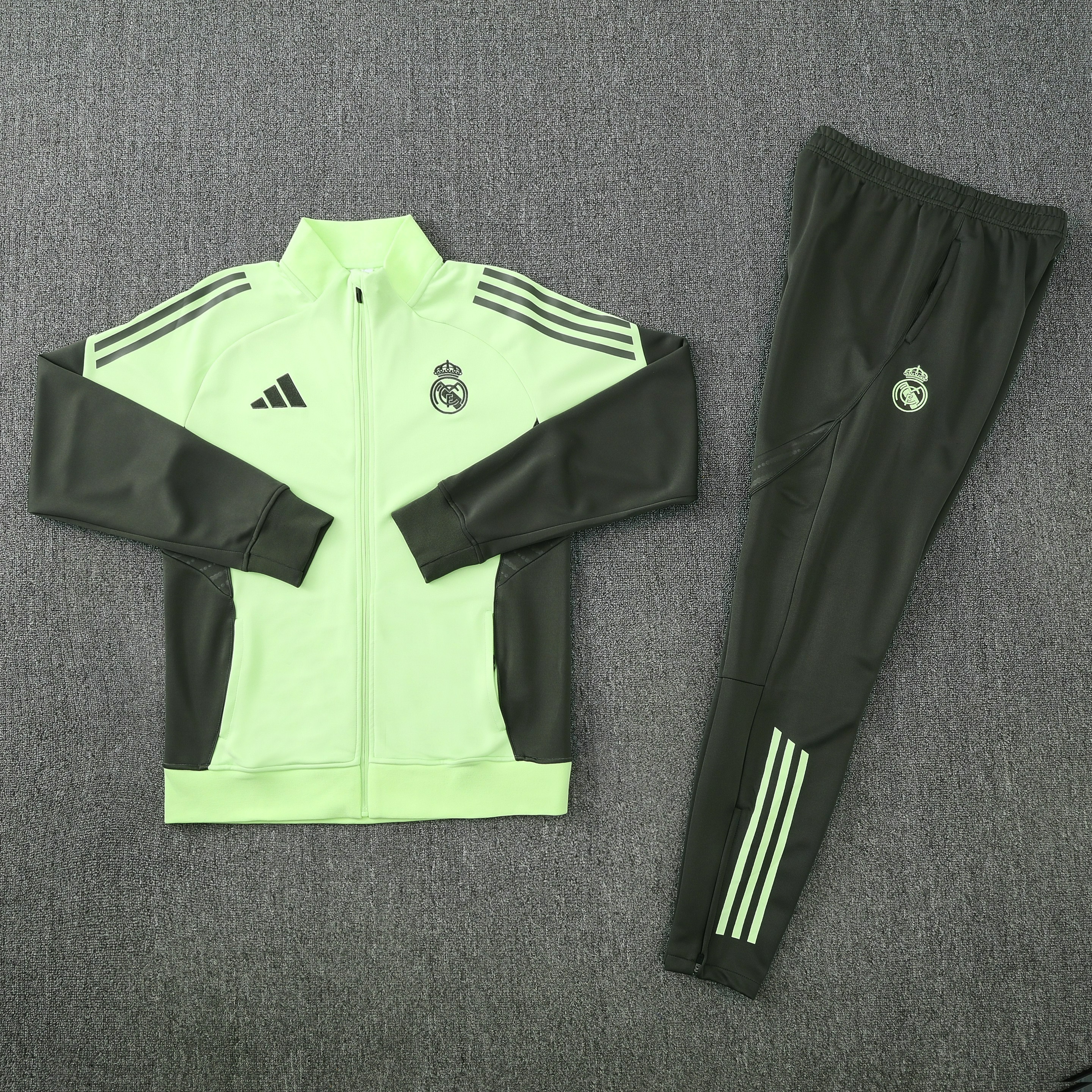 Real Madrid Training Kit (Jacket+Pants) Light Green 2025/26