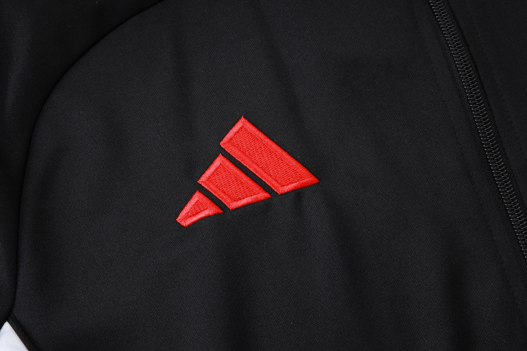 Liverpool Training Kit (Jacket+Pants) Black 2025/26