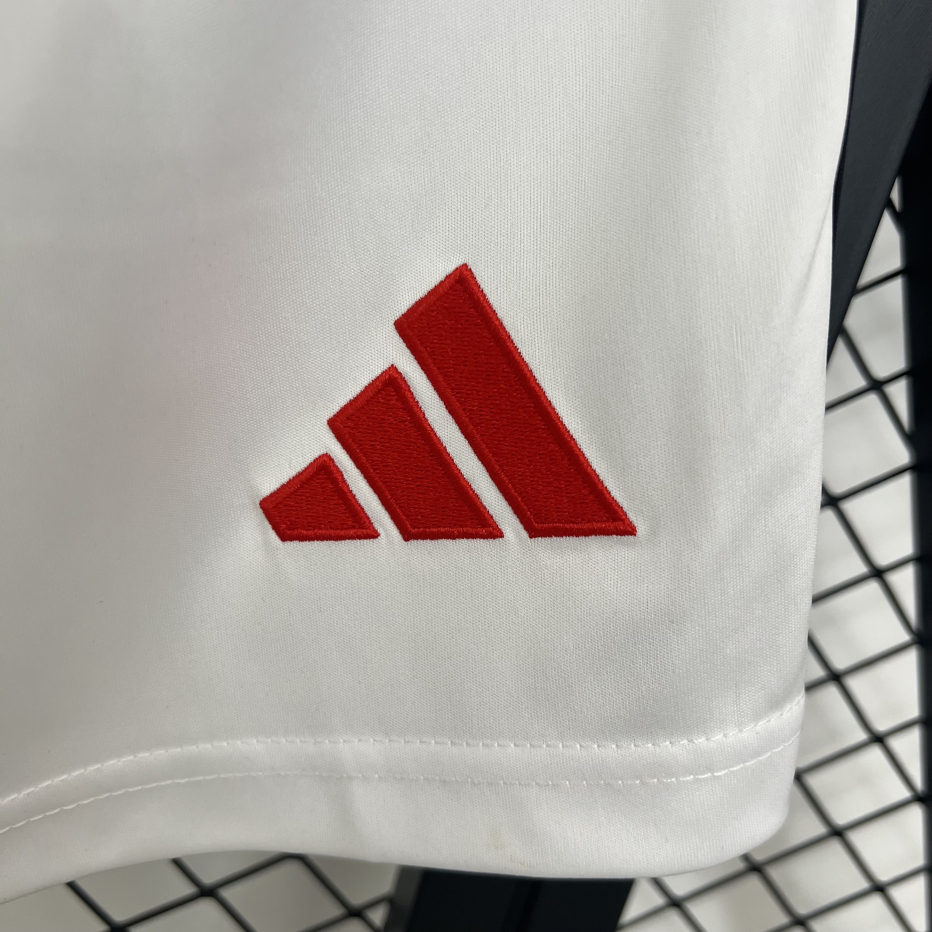 Manchester United Home Football Jersey Shorts 2025/26