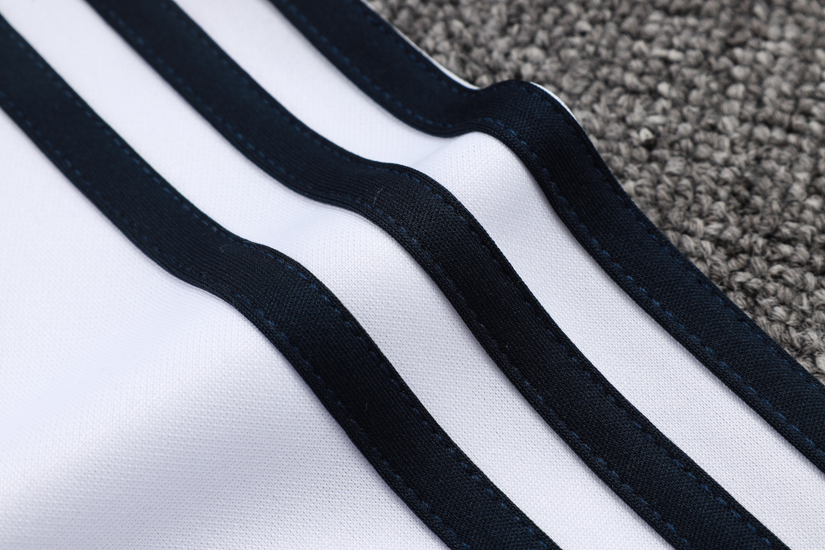 Real Madrid Training Kit (Sweatshirt+Pants) White 2025/26