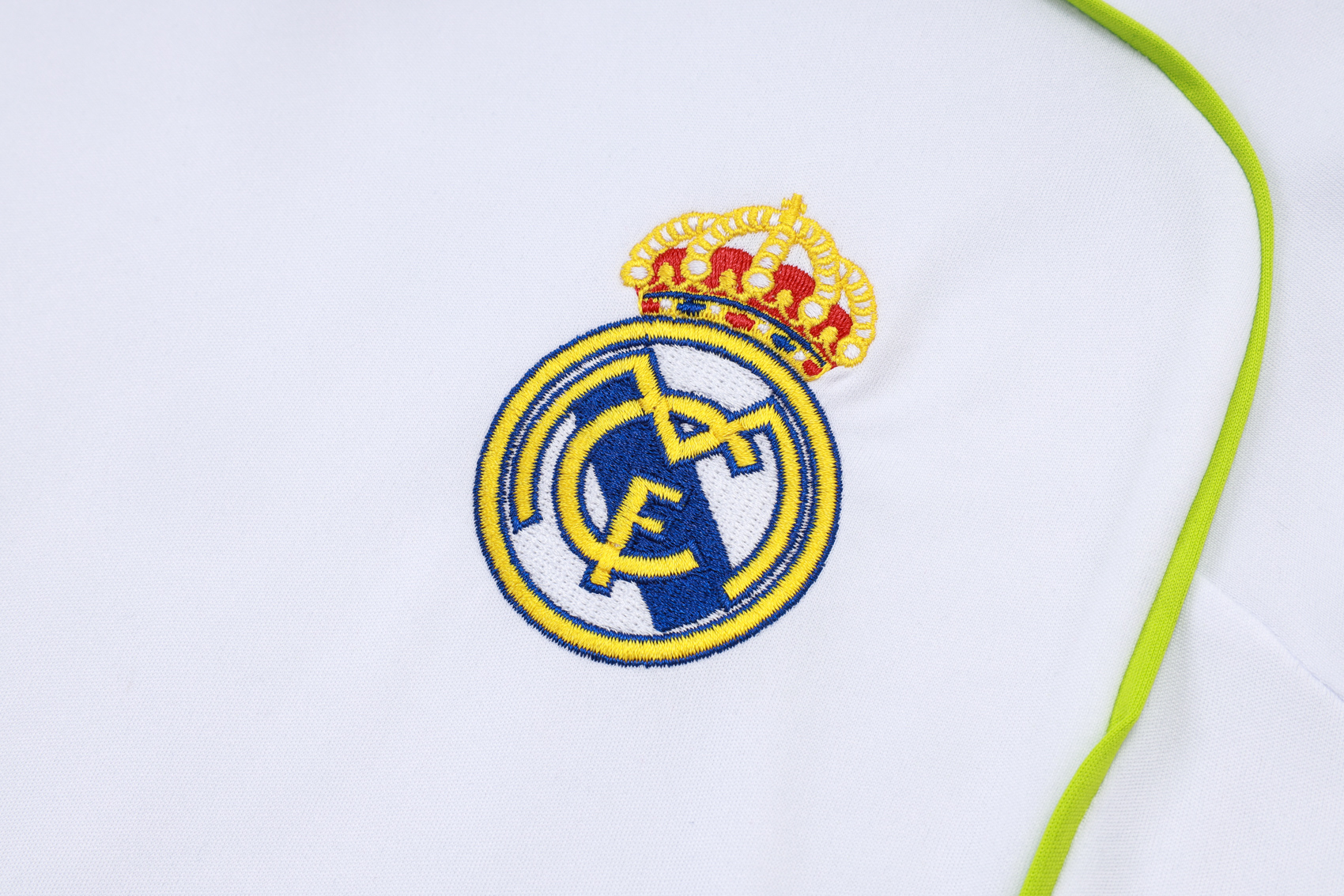 Real Madrid Sleeveless Training Kit White 2025/26