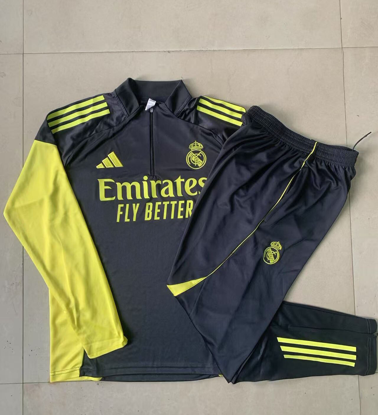 Kids Real Madrid Training Kit (Sweatshirt+Pants) Deep Grey 2025/26