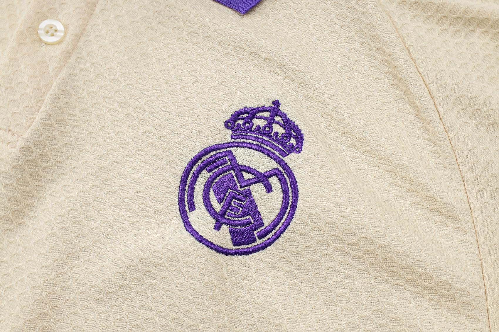 Real Madrid Training Kit (Polo+Pants) Apricot 2025/26