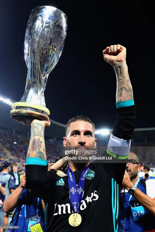 Real Madrid Authentic Retro Jersey Away Soccer Shirt 2017/18