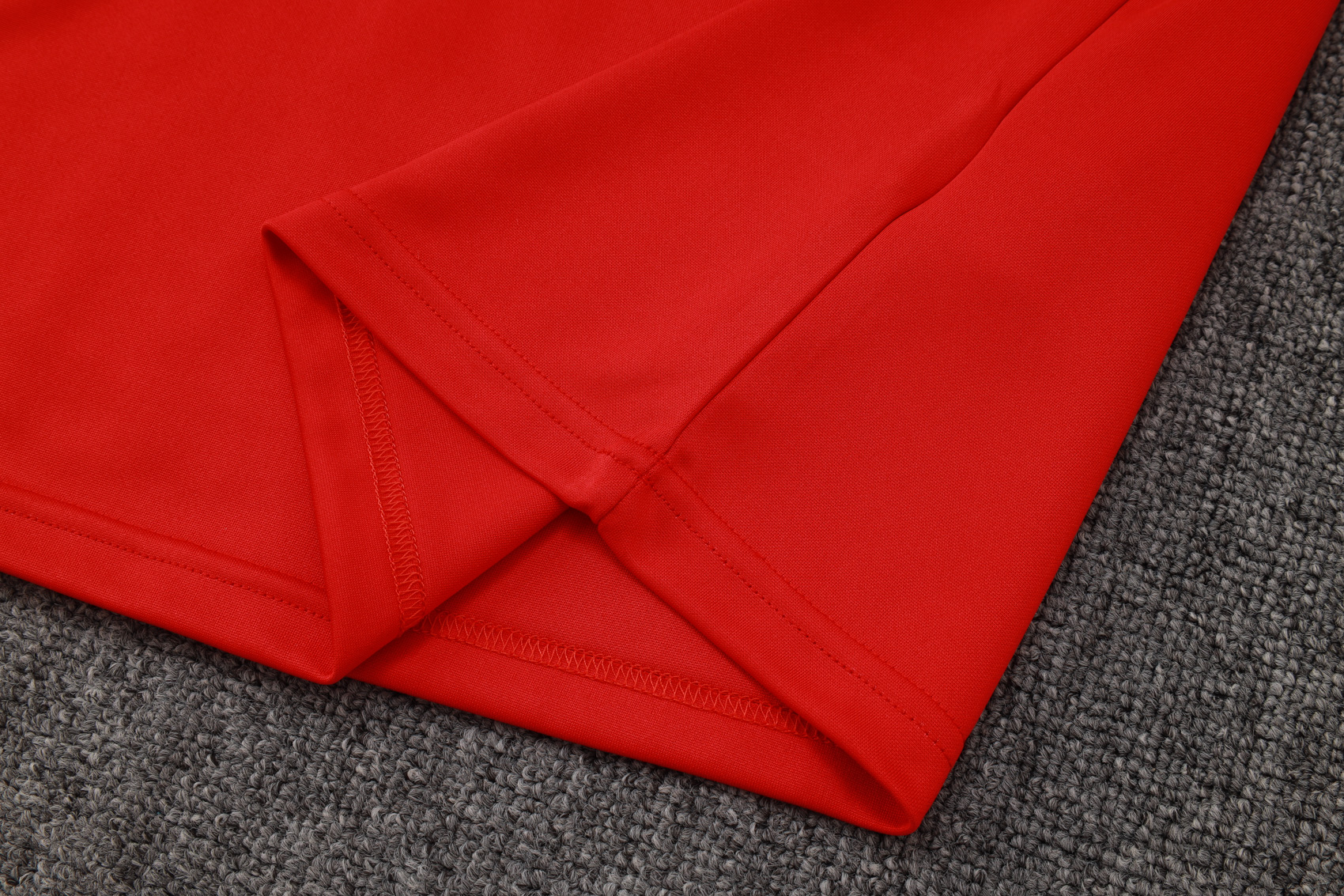 Liverpool Training Kit (Sweatshirt+Pants) Red 2025/26