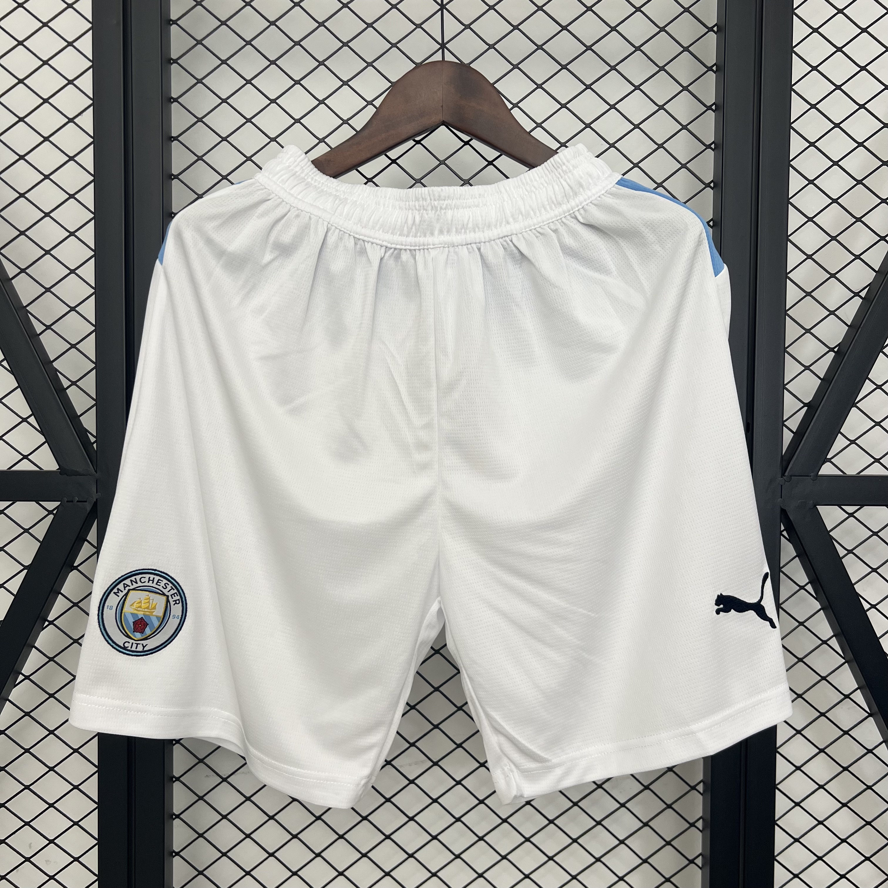 Manchester City Home Football Shorts 2025/26