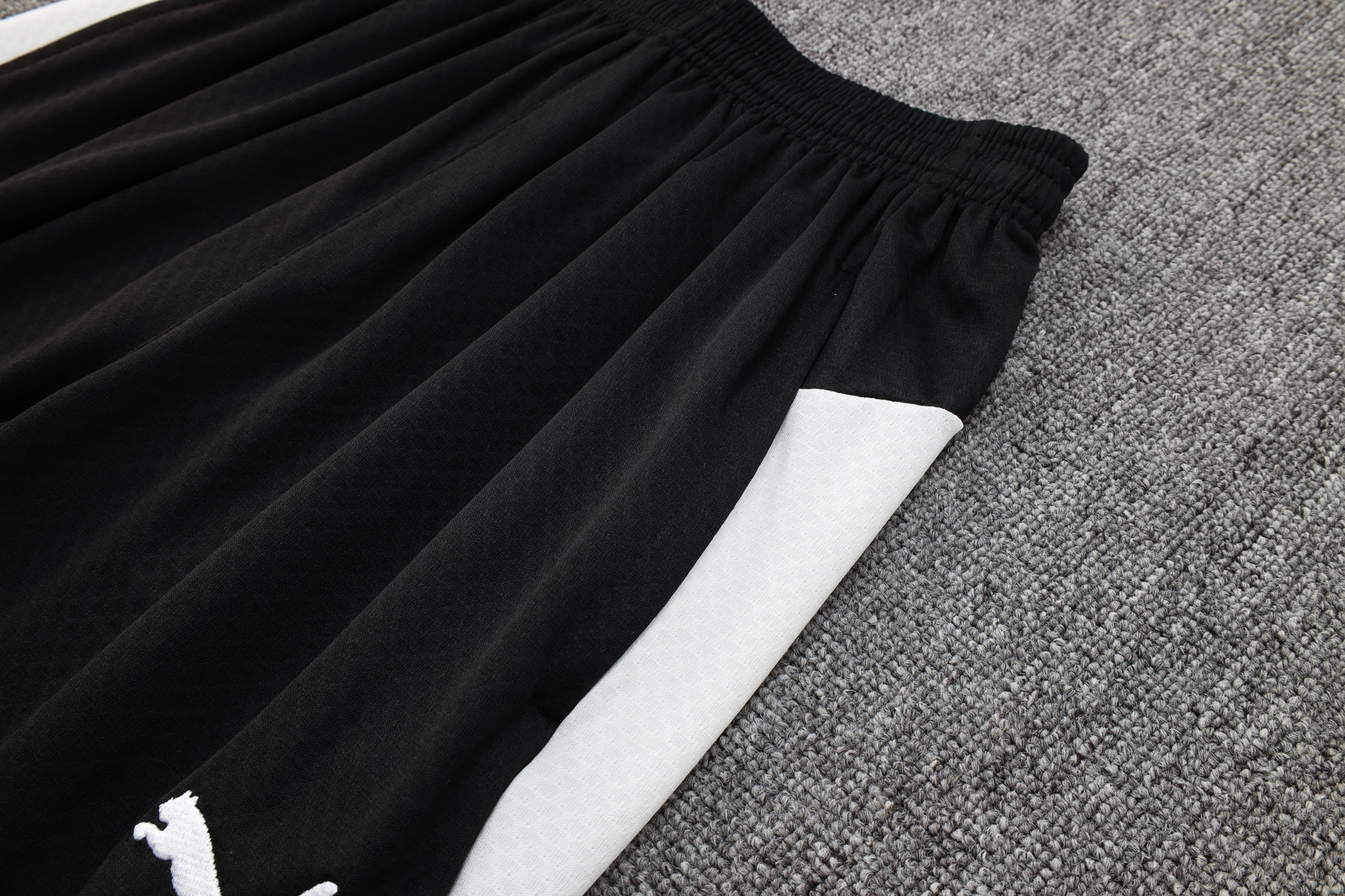 Portugal Training Kit (Sweatshirt+Pants) Black 2025