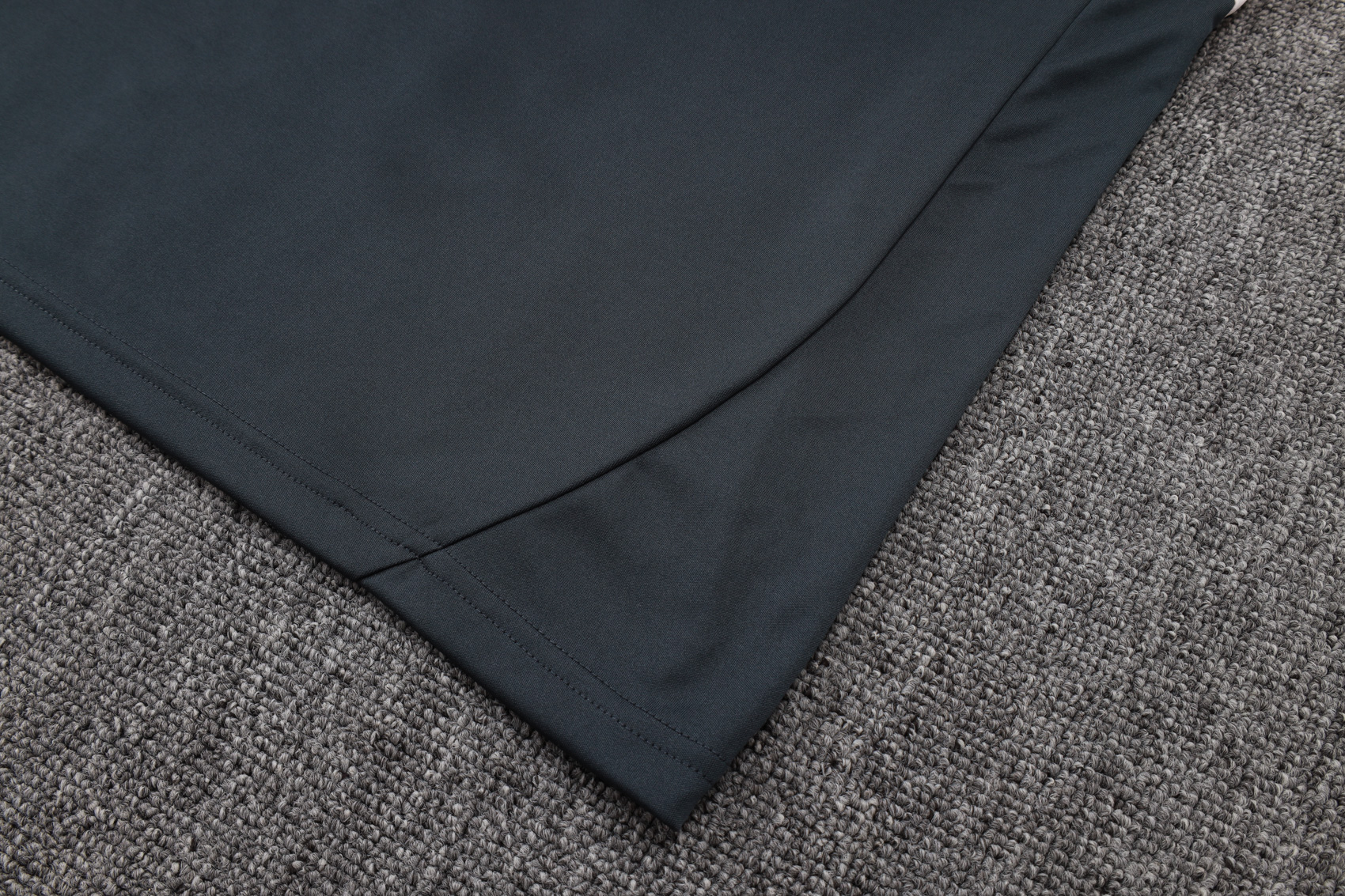 Real Madrid Sleeveless Training Kit Gray 2025/26