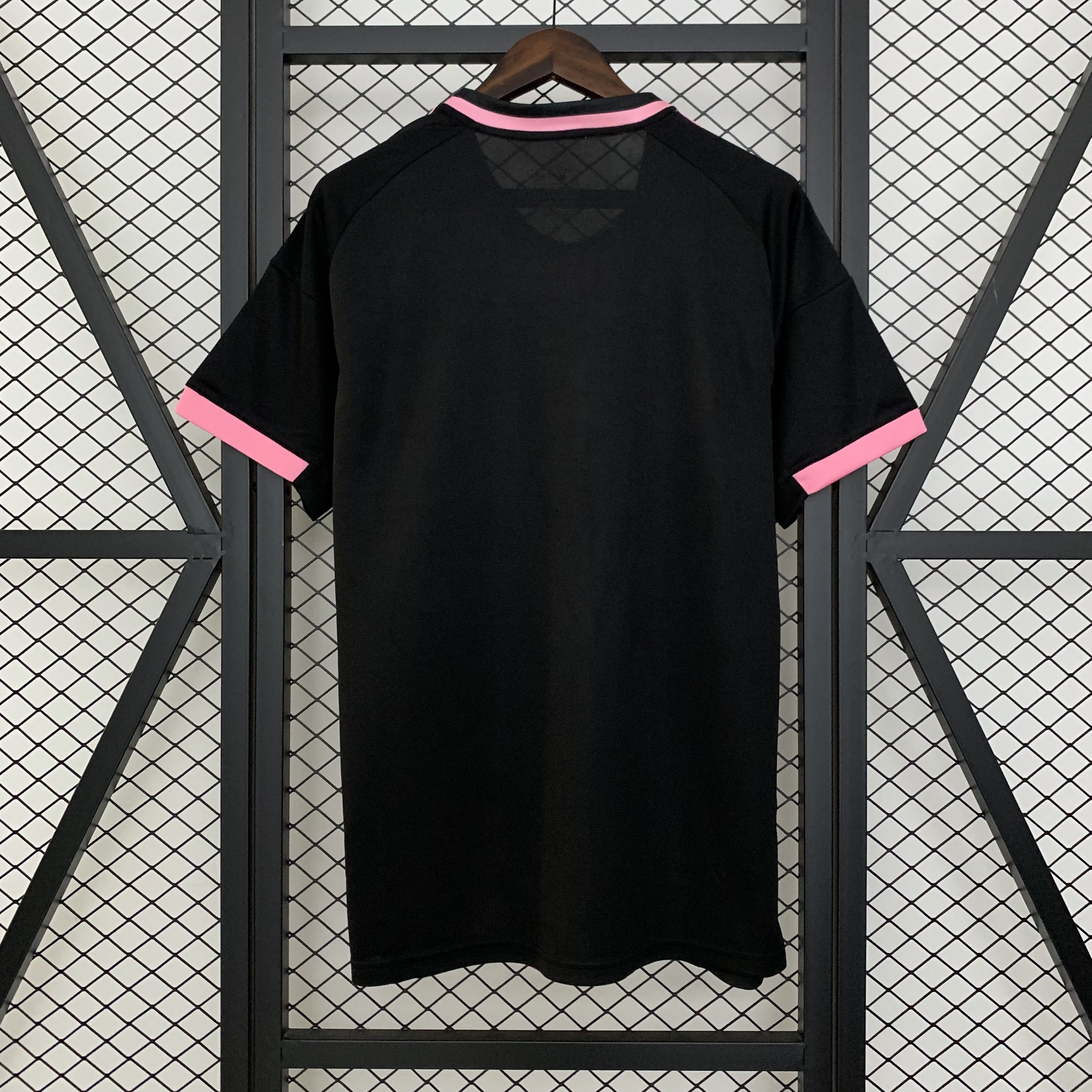 Real Madrid Soccer Jersey Rose & Snake Special Edition Custom Shirt 2025/26