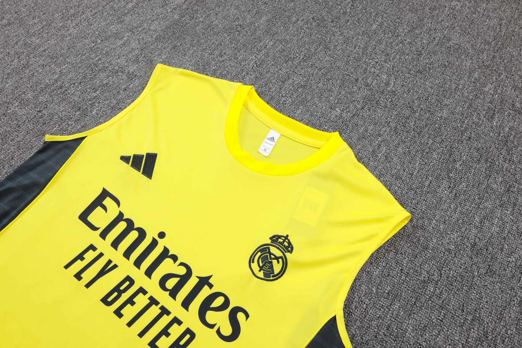 Real Madrid Sleeveless Training Kit Yellow 2025/26
