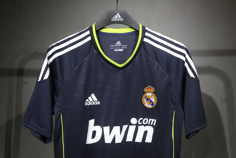 Real Madrid Authentic Retro Jersey Away Soccer Shirt 2010/11