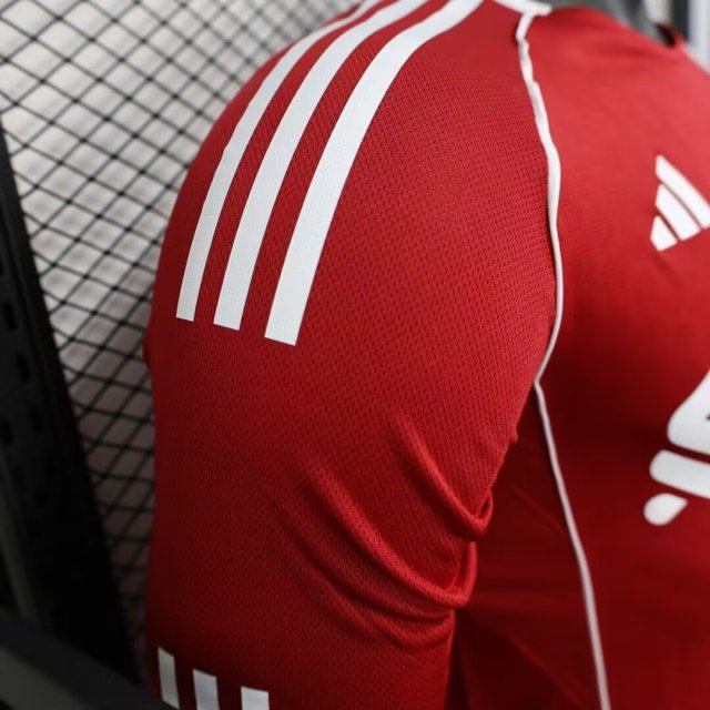 Liverpool Authentic Football Jersey Home Long Sleeve Shirt 2025/26