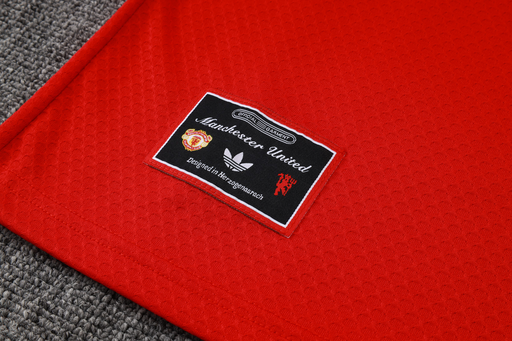 Manchester United Training Jersey Kit Red 2025/26