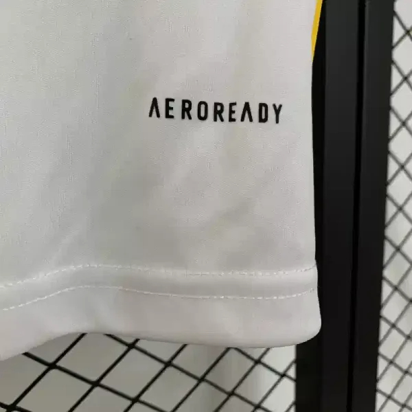 Real Madrid Home Women's Soccer Jersey 2025/26