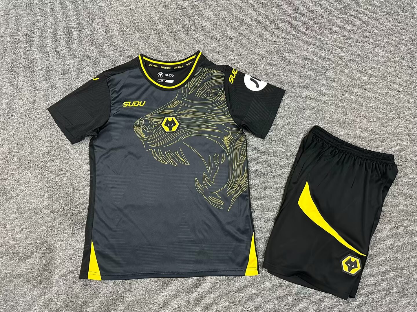Wolves Football Jersey Away Kids Kit Jersey+Shorts 2024/25