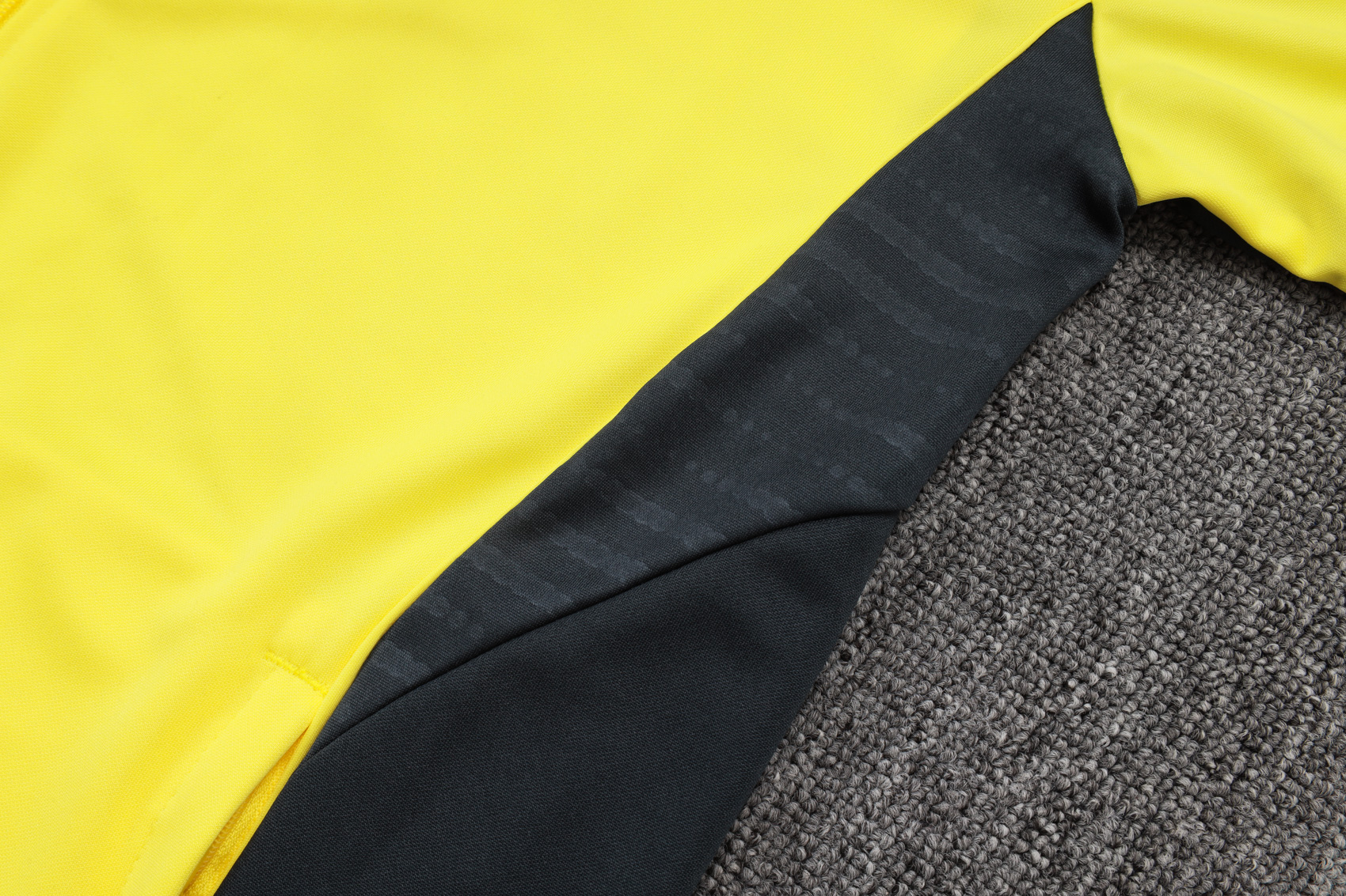 Real Madrid Training Kit (Jacket+Pants) Yellow 2025/26