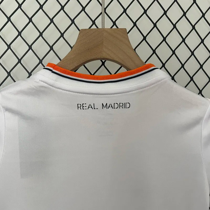 Real Madrid Retro Jersey Home Kids Kit Jersey+Shorts 2013/14