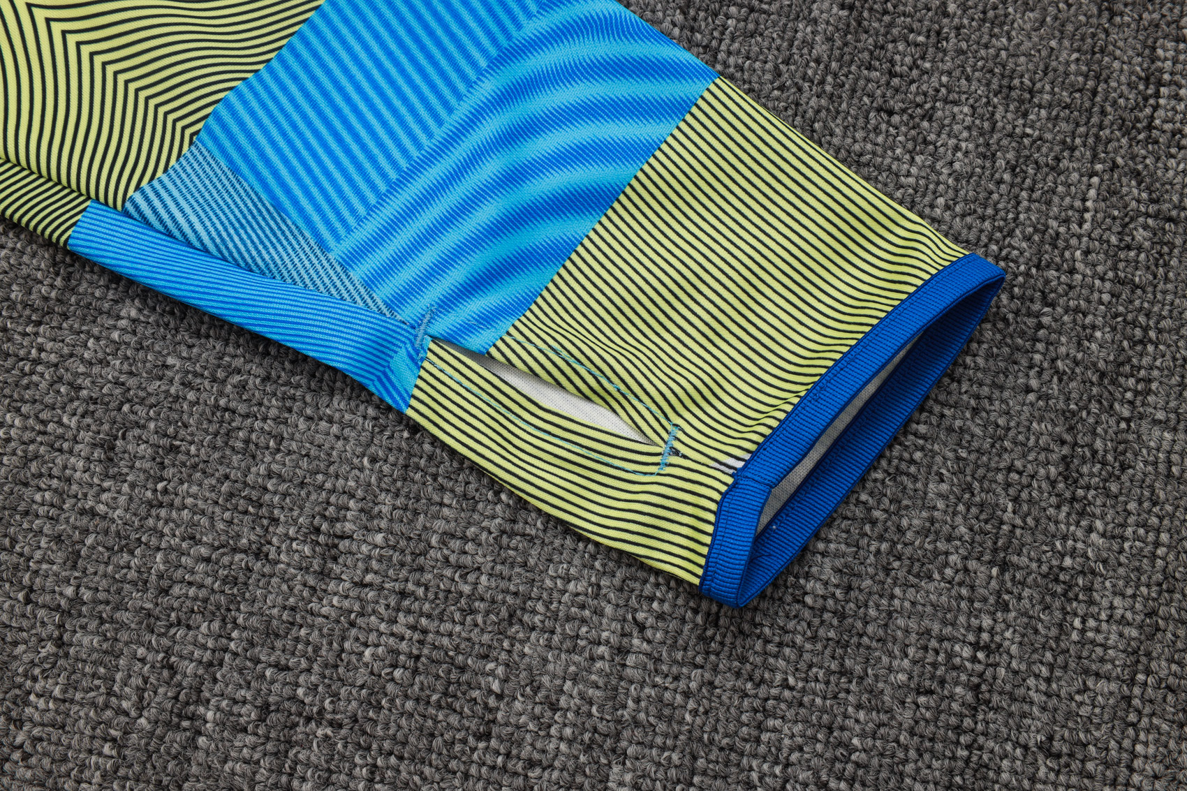 Real Madrid Training Kit (Sweatshirt+Pants) Green 2025/26