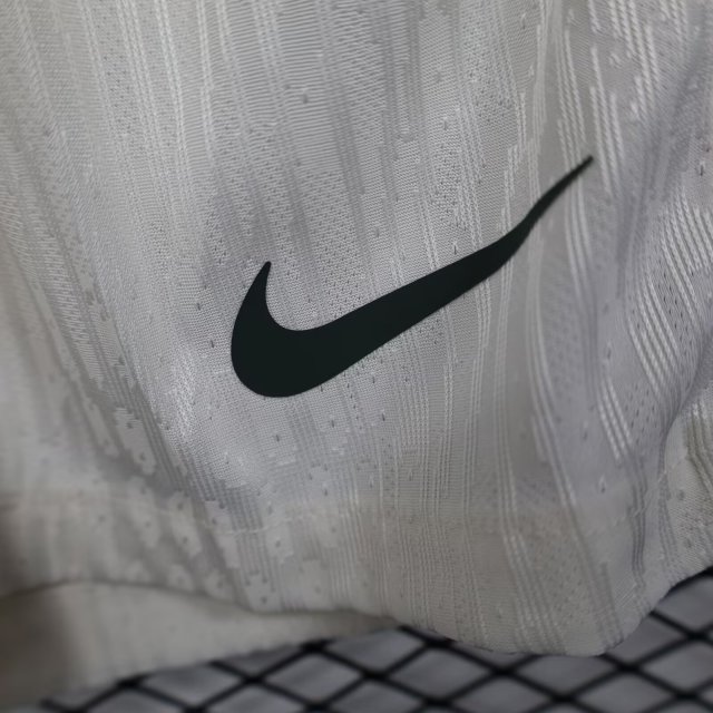 Chelsea Authentic Football Jersey Away Shorts 2025/26