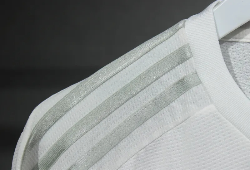 Real Madrid Authentic Retro Jersey Home Long Sleeve Soccer Shirt 2015/16