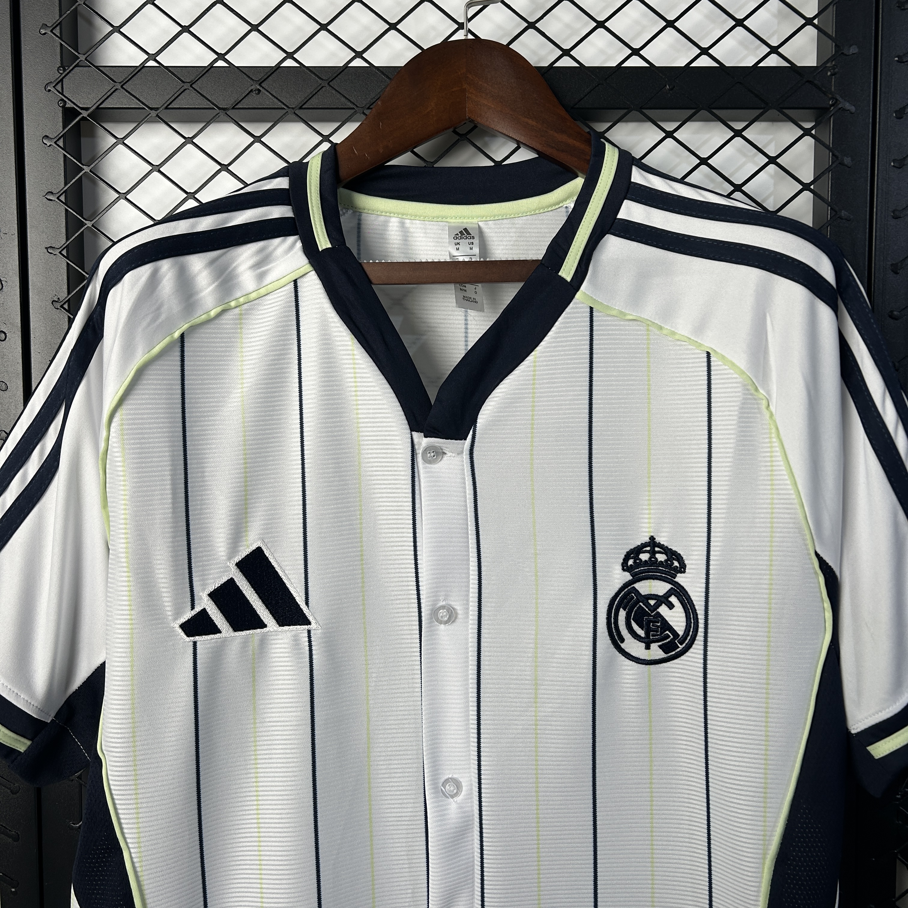 Real Madrid US Pack Custom Shirt 2025/26