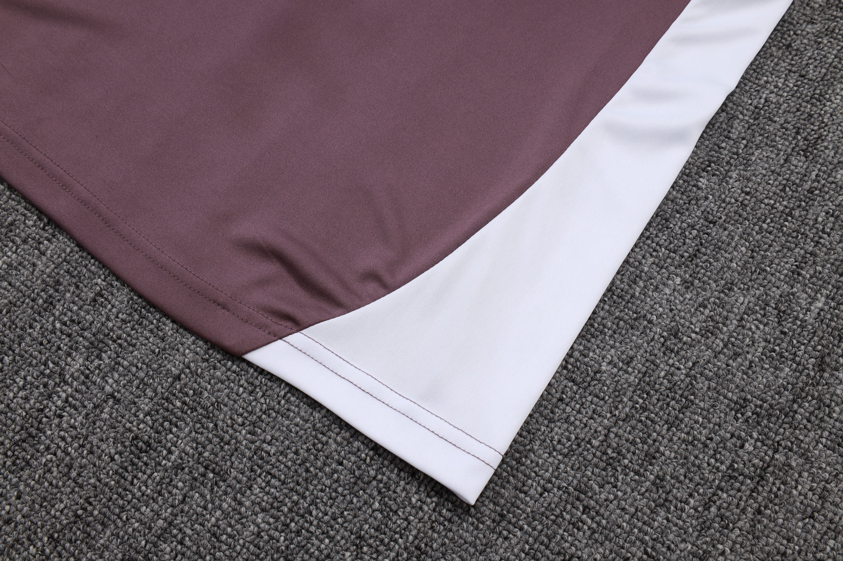 Manchester United Sleeveless Training Kit Purple 2025/26